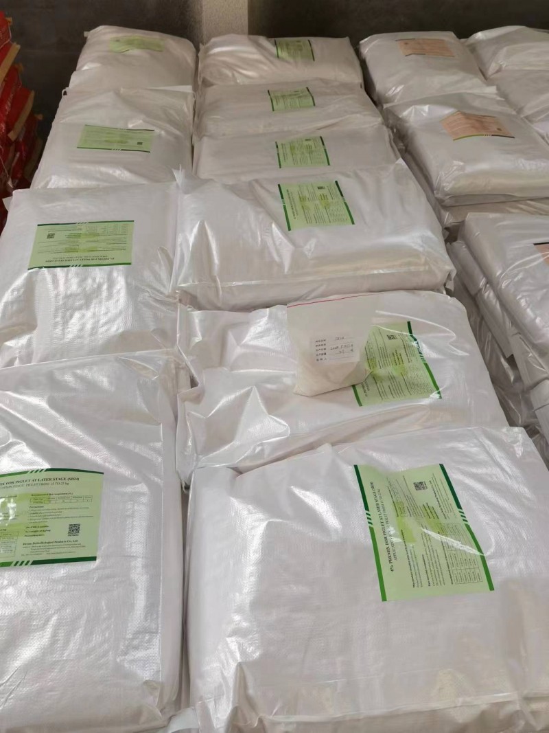 Feed additives for laying hens